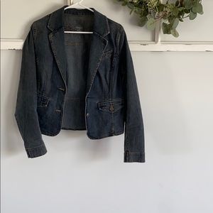 Women’s jean jacket